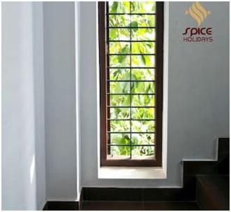 Spice Holidays Hotel Kochi Exterior photo